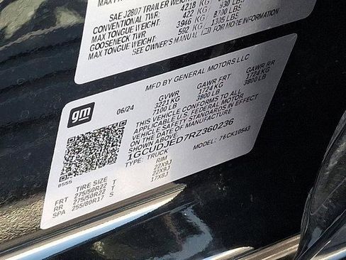 Used 2024 Chevrolet Silverado 1500 High Country w/ High Country Premium Package image 26