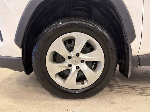 Used 2019 Toyota RAV4 LE image 35