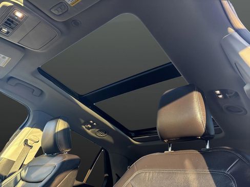 Used 2020 Ford Explorer Limited image 7