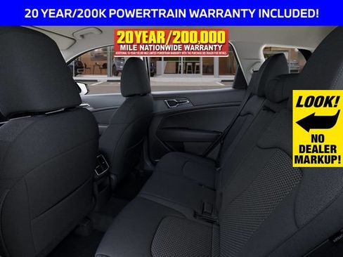 New 2026 Kia Sportage LX FWD image 18