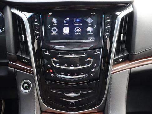Used 2016 Cadillac Escalade ESV Luxury RWD image 11