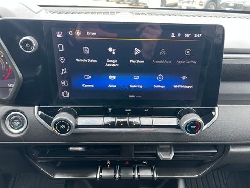 Used 2024 Chevrolet Colorado W/T image 20