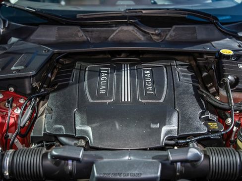 Used 2012 Jaguar XJ image 22