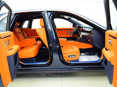 Used 2023 Rolls-Royce Ghost image 33