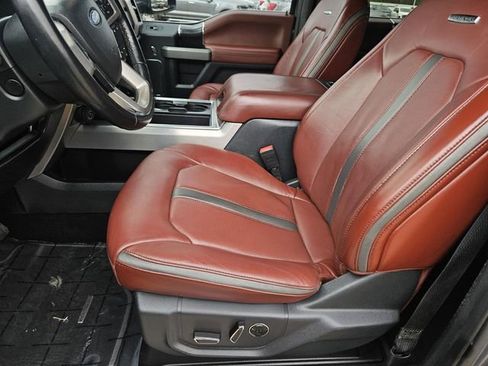 Used 2022 Ford F350 Platinum image 31