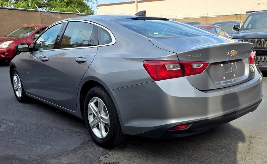 Used 2023 Chevrolet Malibu LS FWD image 5