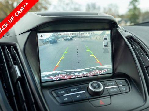 Used 2019 Ford Escape SE image 9