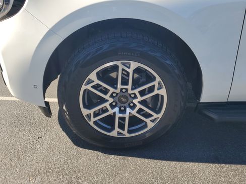 Certified 2025 Ford Expedition Max Active image 5