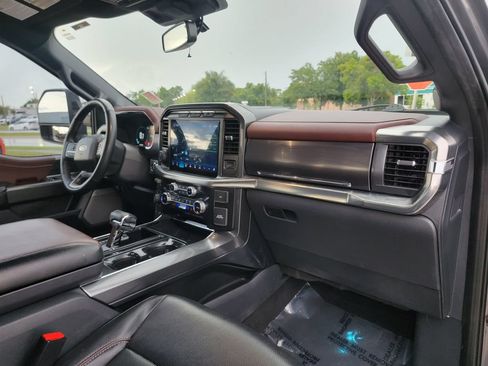Used 2023 Ford F150 Lariat AWD/4WD image 13