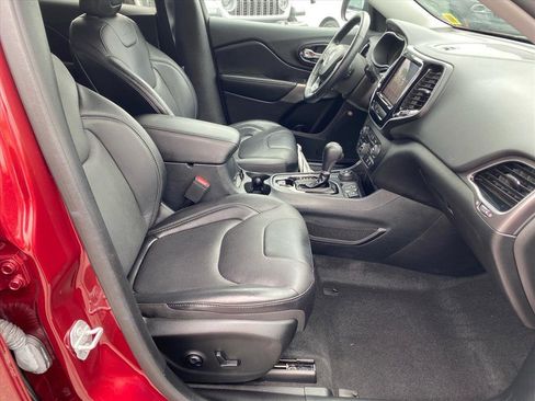 Used 2019 Jeep Cherokee Limited AWD/4WD image 25