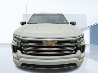 Used 2022 Chevrolet Silverado 1500 High Country w/ High Country Premium Package video 2