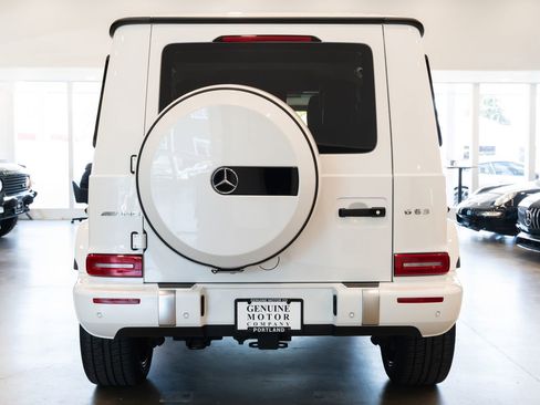 Used 2024 Mercedes-Benz G 63 AMG 4MATIC image 5