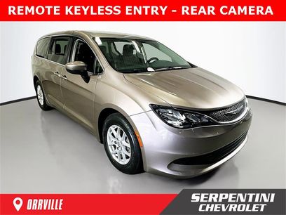 Used 2017 Chrysler Pacifica LX