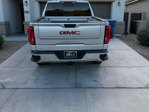 Used 2019 GMC Sierra 1500 SLT w/ SLT Premium Package AWD/4WD image 5
