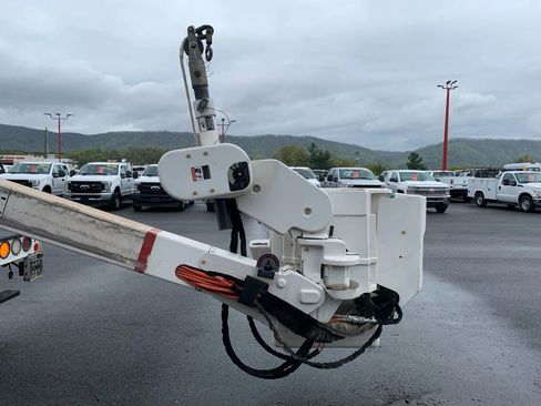 Used 2017 Ford F550 4x4 Regular Cab Super Duty image 44