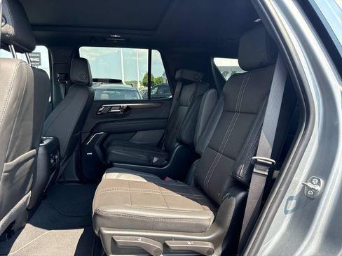 Certified 2026 Chevrolet Tahoe High Country AWD/4WD image 8