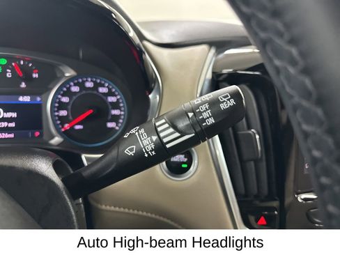 Certified 2023 Chevrolet Traverse LT image 39