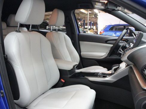 Used 2024 Mitsubishi Eclipse Cross SEL image 23