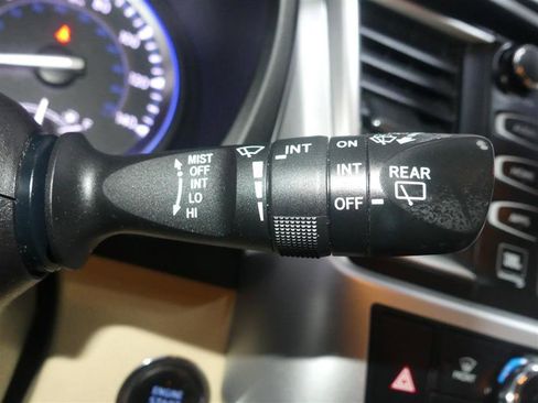 Used 2015 Toyota Highlander Limited Platinum image 35