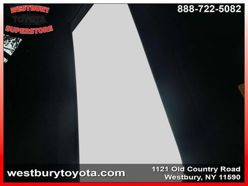Used 2026 Mercedes-Benz GLS 580 4MATIC image 38