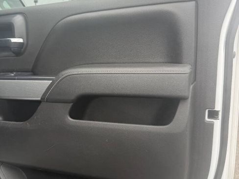 Used 2015 Chevrolet Silverado 2500 LT w/ LT Convenience Package AWD/4WD image 11