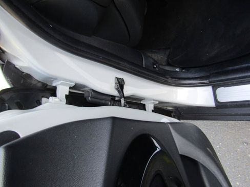 Used 2017 MINI Cooper S FWD image 36
