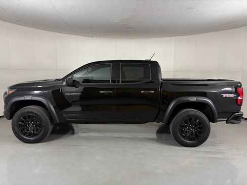 Certified 2024 Chevrolet Colorado Trail Boss w/ Advanced Trailering Package AWD/4WD image 6