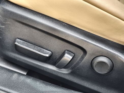 Used 2020 Lexus IS 350 F Sport w/ F Sport Package image 12