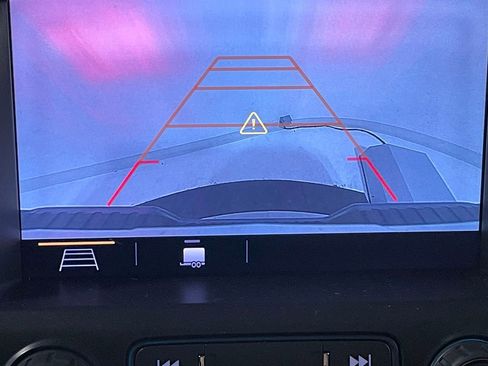 Used 2019 Chevrolet Colorado Z71 image 4