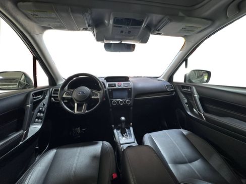 Used 2018 Subaru Forester 2.5i Touring AWD/4WD image 12