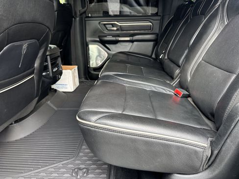Certified 2020 RAM 1500 Limited w/ Black Appearance Package AWD/4WD image 24