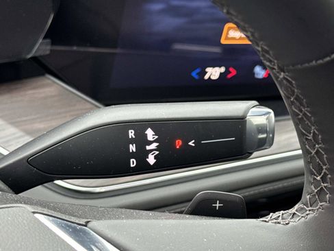 New 2026 Chevrolet Suburban Z71 w/ Comfort Package image 6