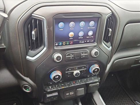 Used 2022 GMC Sierra 2500 AT4 w/ AT4 Preferred Package AWD/4WD image 20