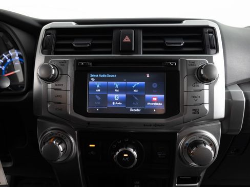 Used 2019 Toyota 4Runner SR5 AWD/4WD image 34