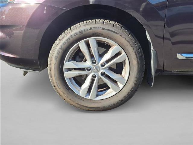 Used 2015 Nissan Rogue S w/ Convenience Package FWD image 12