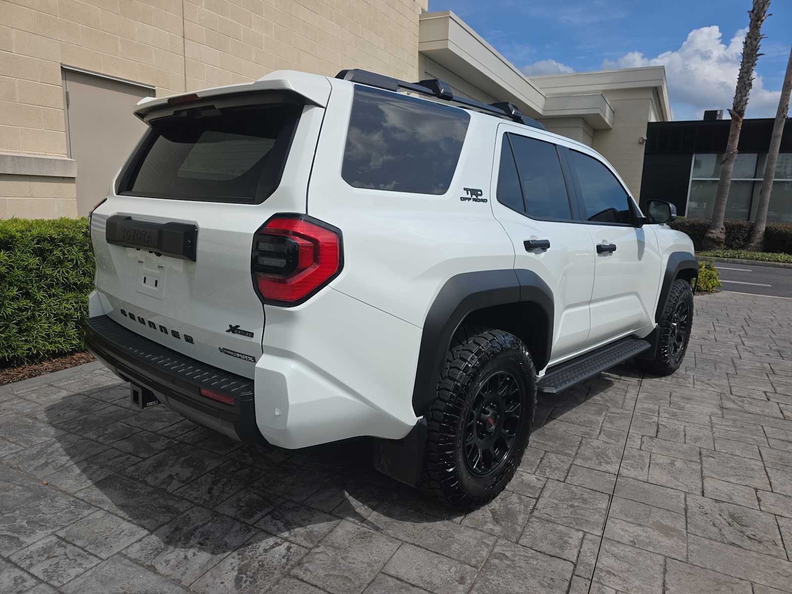 Used 2025 Toyota 4Runner TRD Off-Road Premium AWD/4WD image 3