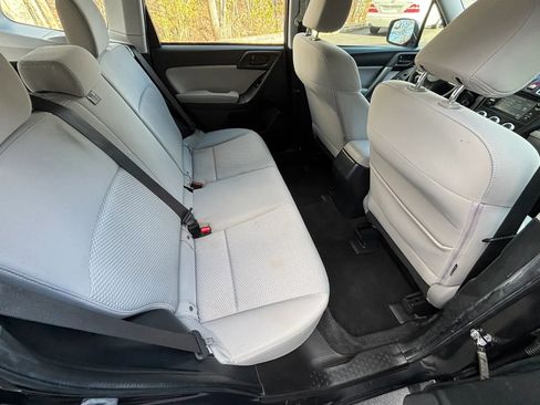 Used 2016 Subaru Forester 2.5i AWD/4WD image 24