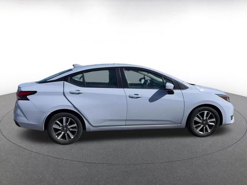 Used 2025 Nissan Versa SV image 15