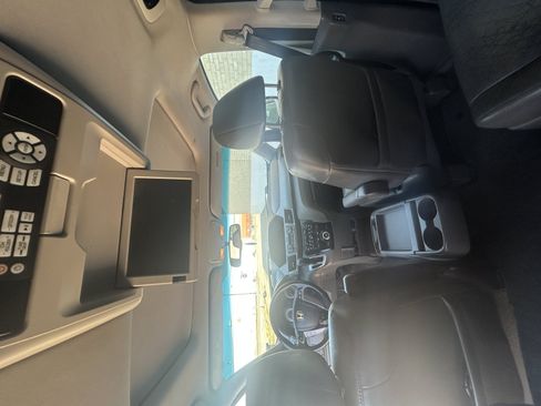 Used 2012 Honda Odyssey EX-L image 20