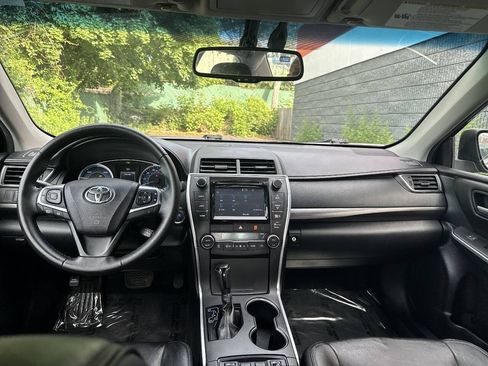 Used 2015 Toyota Camry XLE FWD image 12
