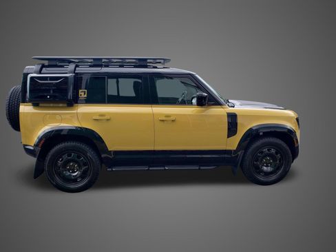 New 2026 Land Rover Defender 110 AWD/4WD image 4