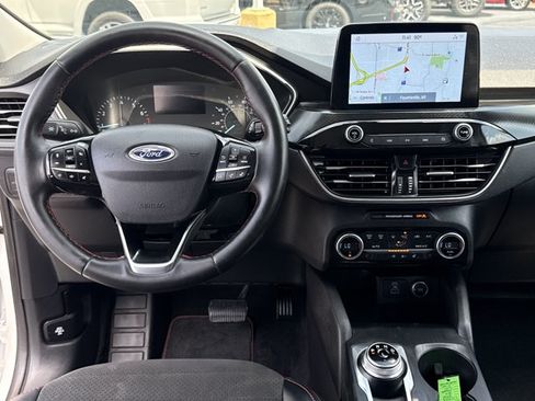Used 2021 Ford Escape SEL w/ SEL Stealth AWD Package image 7
