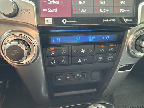 Used 2023 Toyota 4Runner Limited AWD/4WD image 17