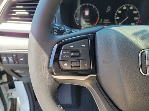 Certified 2026 Honda Odyssey EX-L image 18