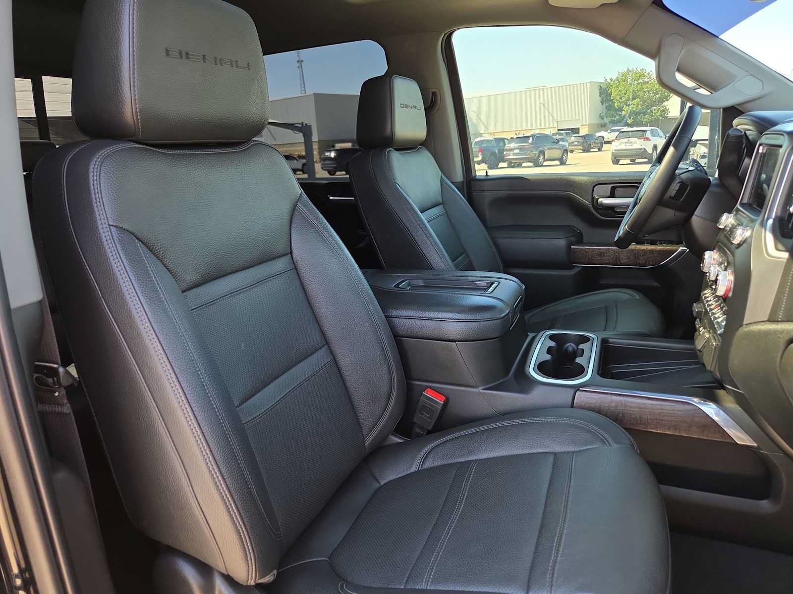Used 2021 GMC Sierra 2500 Denali AWD/4WD image 18