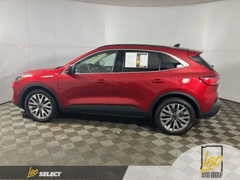 Used 2020 Ford Escape Titanium AWD/4WD image 2