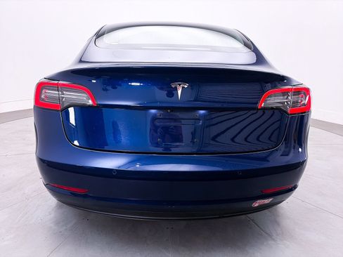 Used 2018 Tesla Model 3 Long Range RWD image 14