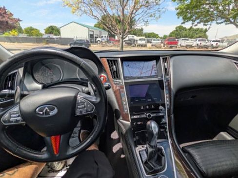 Used 2016 INFINITI Q50 Red Sport 400 AWD/4WD image 18