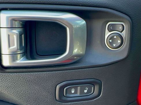 Used 2021 Jeep Wrangler Unlimited Rubicon 4xe w/ Dual Top Group image 14