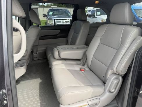 Used 2016 Honda Odyssey EX-L image 17